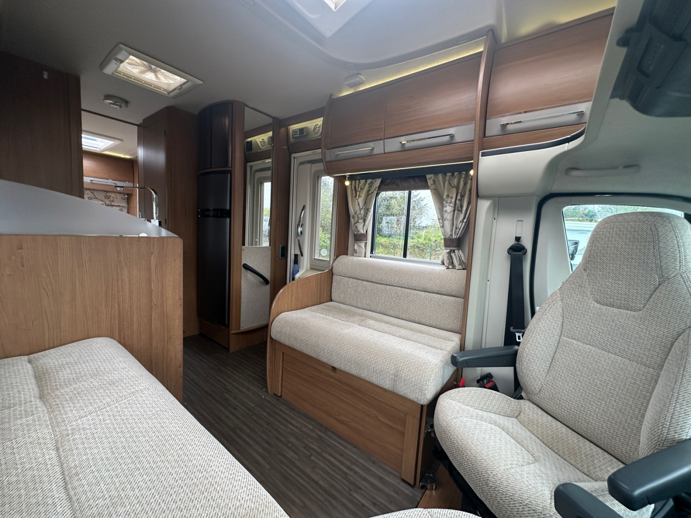 2016 | Autotrail Frontier Delaware | 2287CC | 150BHP | 4500KG | 4 Berth