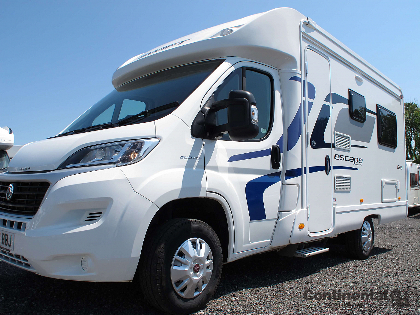 used-2016-swift-escape-622-for-sale-130bhp-2-berth-continental