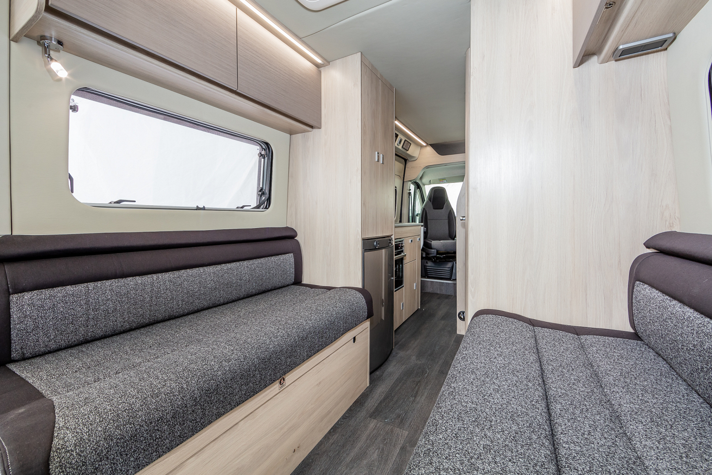 2022 | Autotrail Expedition 67 | 2300CC | 140BHP | 4 Berth | 4 Seatbelts