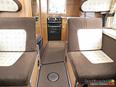  2009-autosleeper-nuevo-es-for-sale-uc5943-10.jpg