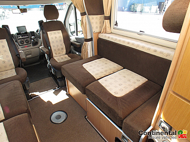  2009-autosleeper-nuevo-es-for-sale-uc5943-44.jpg