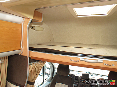  2009-autosleeper-nuevo-es-for-sale-uc5943-48.jpg