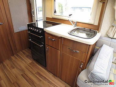  2010-autosleeper-cotswold-eb-for-sale-uc6007-39.jpg