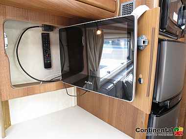  2010-autosleeper-cotswold-eb-for-sale-uc6007-5.jpg