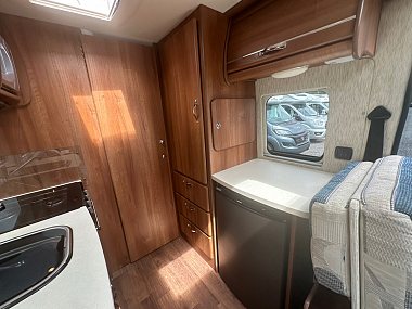  2012-autosleeper-kemerton-for-sale-uc6150-43.jpg