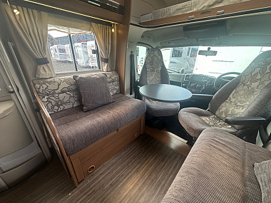  2014-autotrail-dakota-for-sale-uc6177-17.jpg