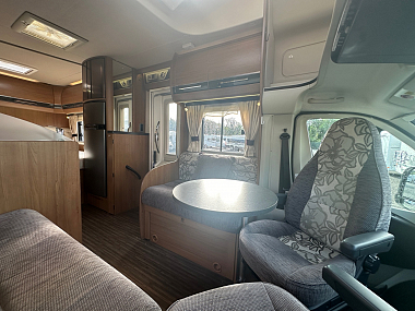  2014-autotrail-dakota-for-sale-uc6177-72.jpg