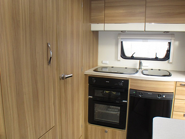  2015-elddis-riva-gold-115-for-sale-ros277-39.jpg