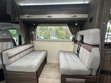  2016-autosleeper-broadway-ek-for-sale-uc6138-60.jpg