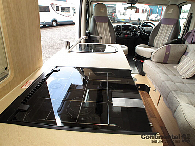  2017-autosleeper-kingham-for-sale-uc5777-23.jpg