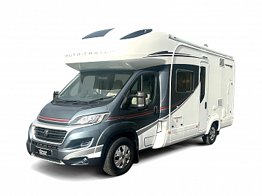 2017-autotrail-tracker-rs-for-sale-uc6171-1.jpg