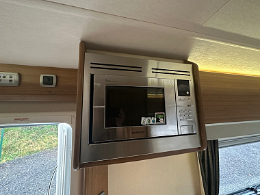  2017-autotrail-tribute-620-for-sale-ros307-22.jpg