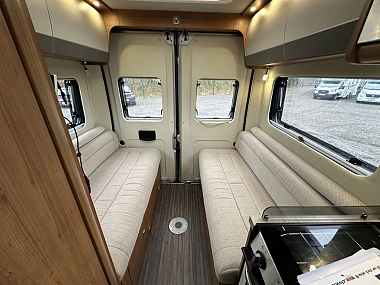  2018-autotrail-v-line-540se-for-sale-uc6175-15.jpg