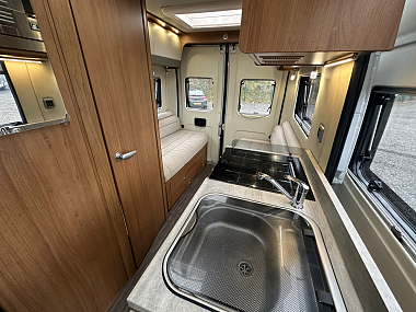  2018-autotrail-v-line-540se-for-sale-uc6175-41.jpg