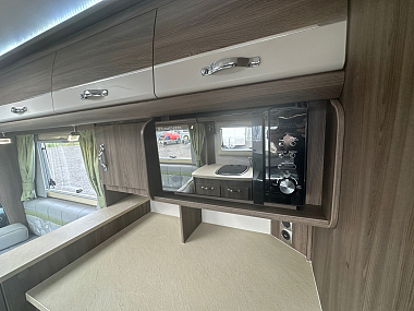  2019-autosleeper-broadway-eb-for-sale-uc6153-20.jpg