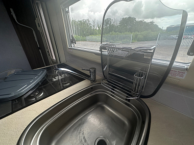  2019-autosleeper-broadway-eb-for-sale-uc6153-30.jpg