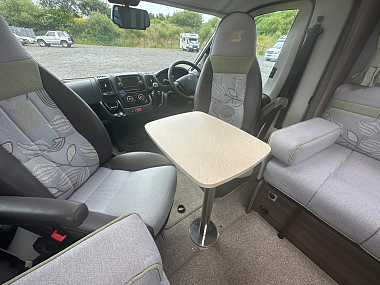  2019-autosleeper-broadway-eb-for-sale-uc6153-49.jpg