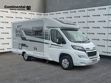  2019-autosleeper-broadway-eb-for-sale-uc6153-7.jpg