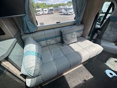  2019-autosleeper-nuevo-for-sale-uc6154-19.jpg