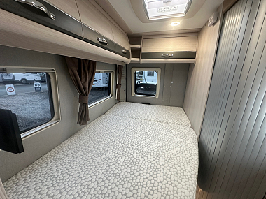  2020-autosleeper-kingham-for-sale-uc6193-52.jpg