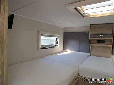  2020-elddis-autoquest-194-for-sale-uc6053-24.jpg