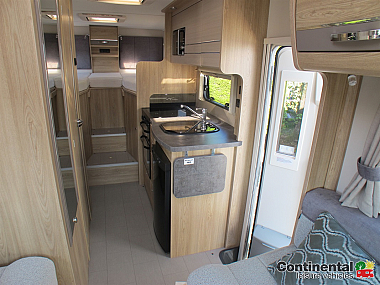  2020-elddis-autoquest-194-for-sale-uc6053-35.jpg