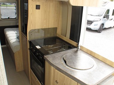  2020-elddis-autoquest-cv40-for-sale-uc5926-30.jpg