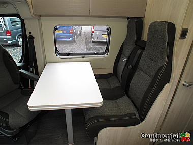  2021-autotrail-expedition-67-for-sale-uc5945-14.jpg