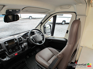  2021-dormobile-renaissance-for-sale-uc5908-15.jpg