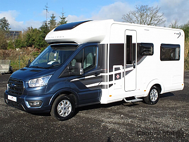  2022-autotrail-f68-for-sale-at4722-3.jpg