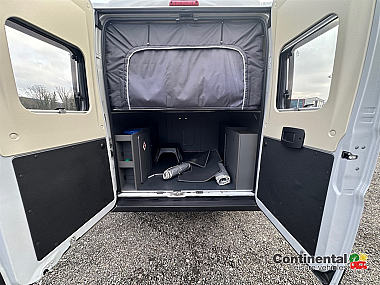  2023-autotrail-expedition-68-for-sale-ros337-55.jpg