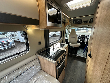  2025-autotrail-v-line-540se-for-sale-at5174-41.jpg